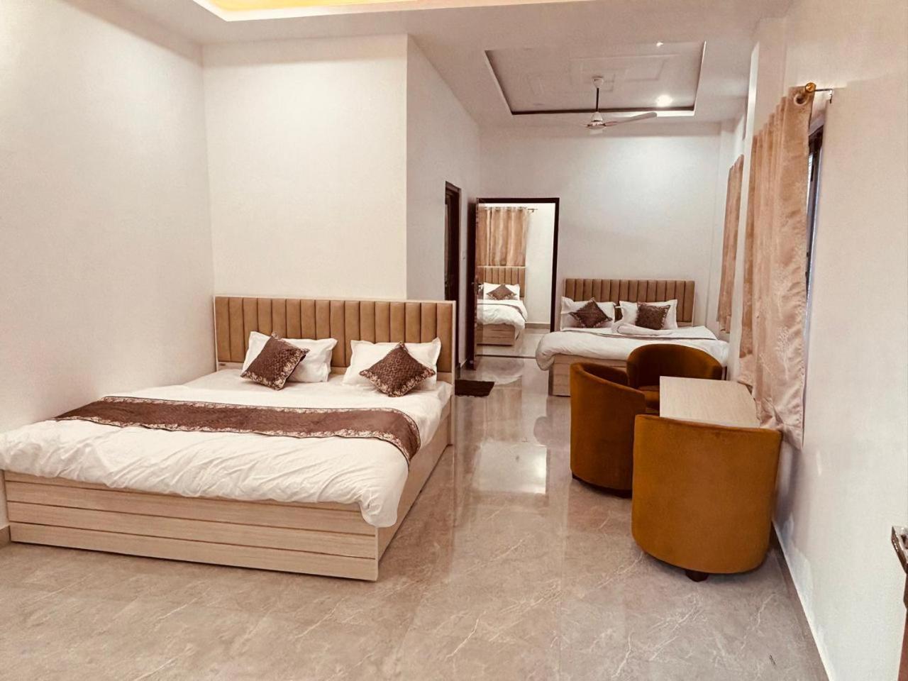 Shri Ram Darbar Hotel Ayodhya Exterior photo
